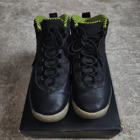 7W Air Jordan 10 Retro Sneakers (5.5Y) - Picture 3 of 6